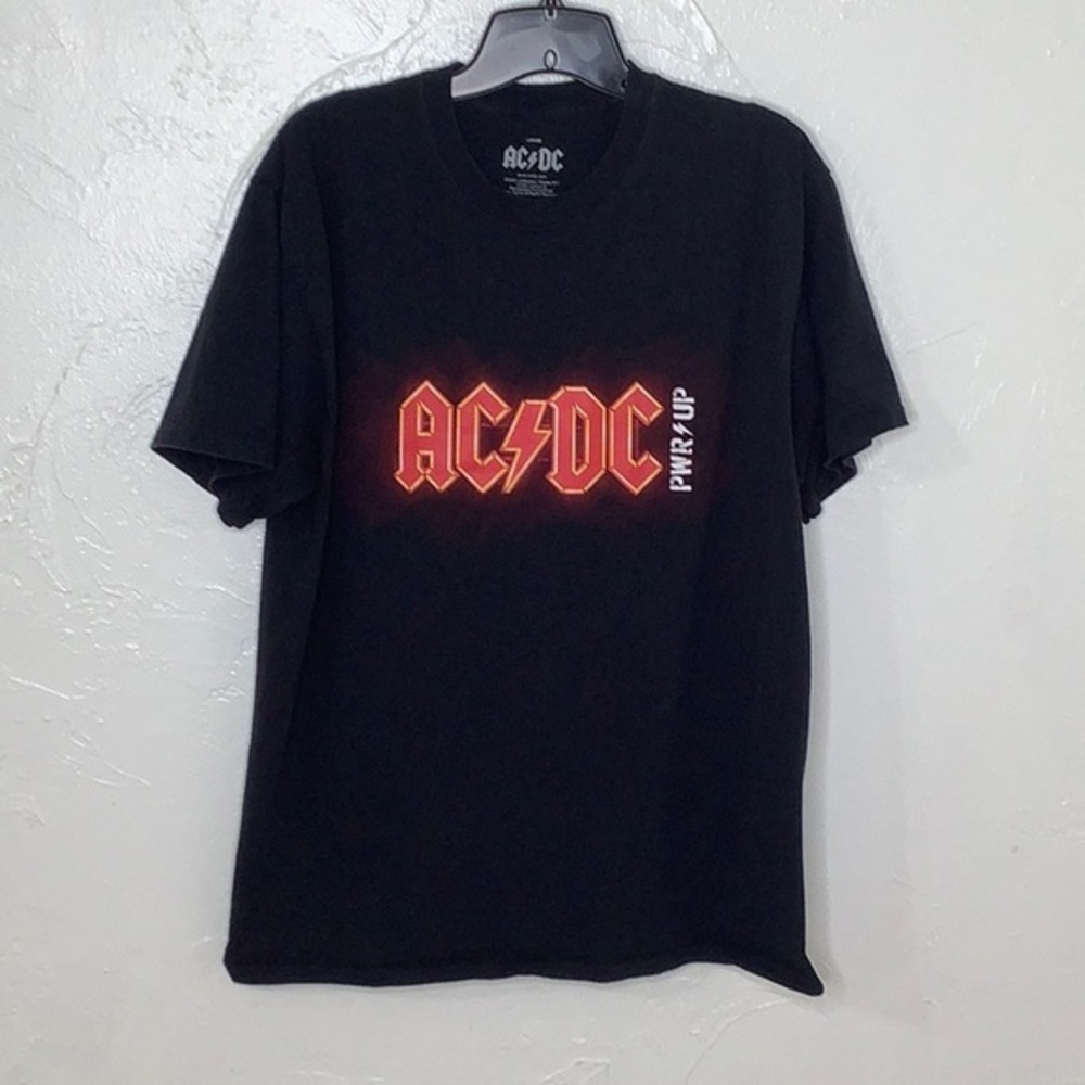 AC/DC PWR UP high voltage large front logo size Large EUC